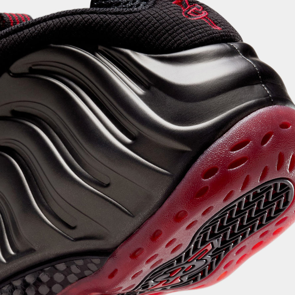 Air Foamposite One Mens Basketball Shoes (Black/Varsity Red)