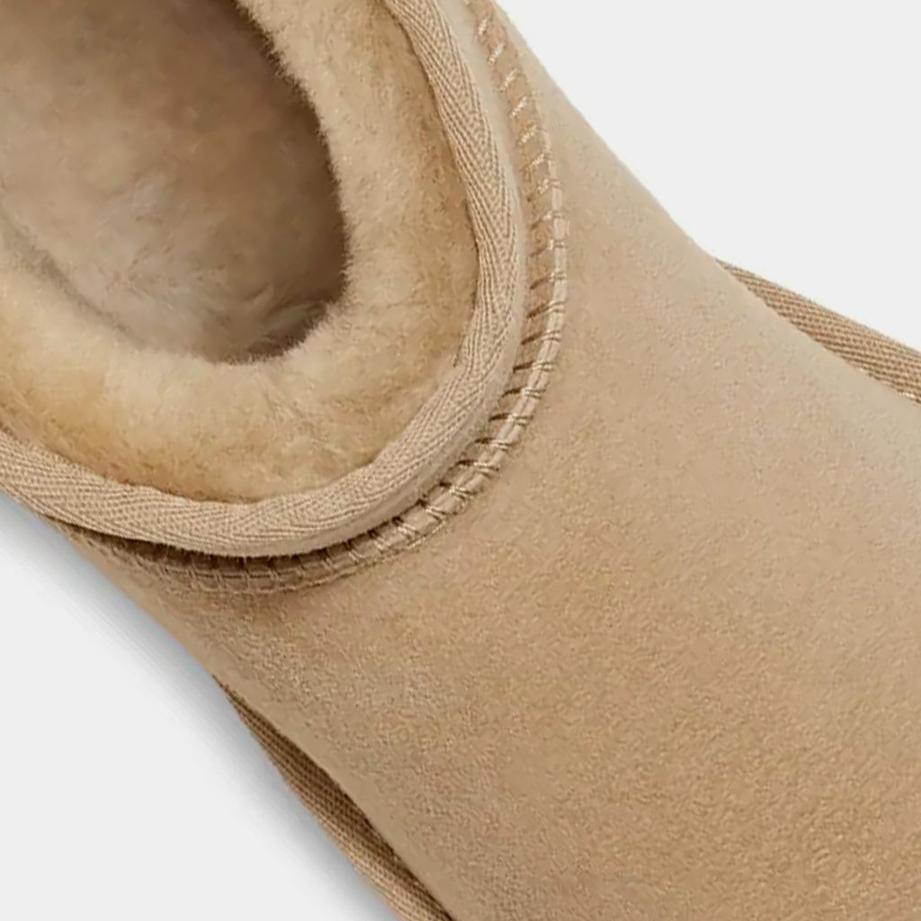 Classic Mini II Womens Boot (Beige)