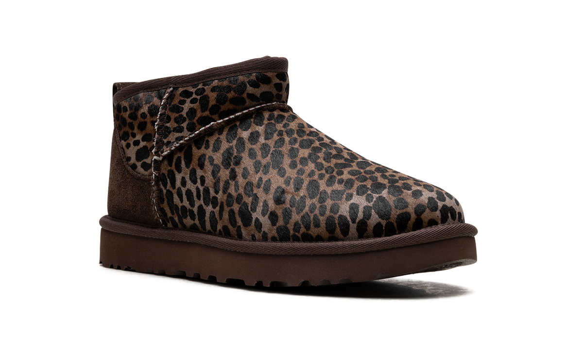 Classic Ultra Mini Caspian Boot WMNS "Burnt Cedar" 1158328 BCDR