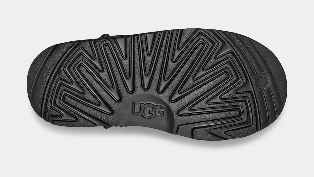 Classic Ultra Mini Grade School Boots (Black)