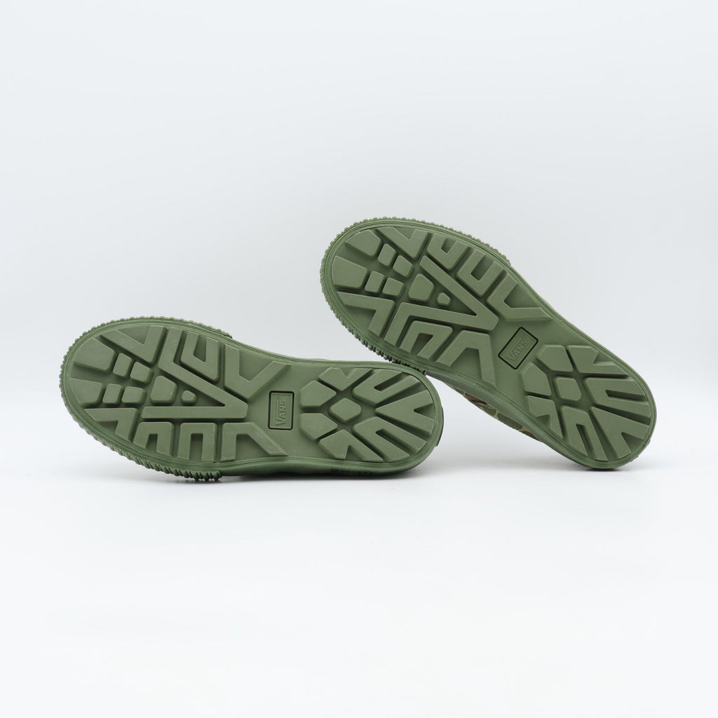 VN000MYHDP0 WTAPS OAMC OTW by Vans Seylynn Lug Duck Camo (Men's)