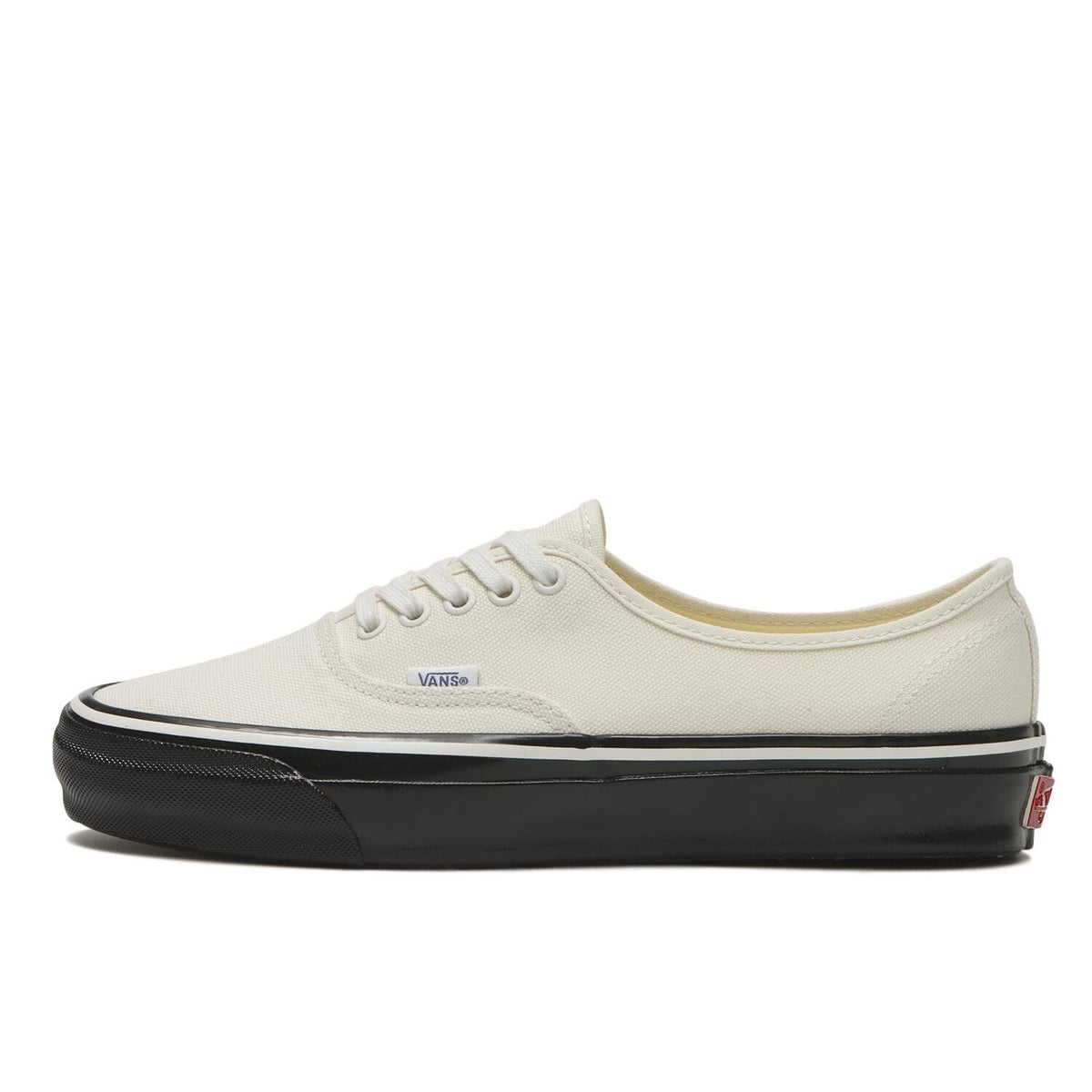 VN000EBNYB2 Vans Premium Authentic White Black (Men's)
