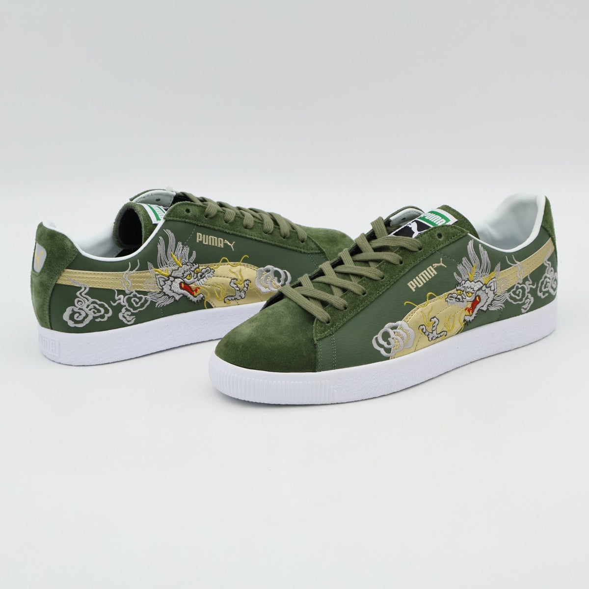 403613-01 atmos Exclusive Puma Suede VTG MIJ SKAJAN 3.0 (Men's)