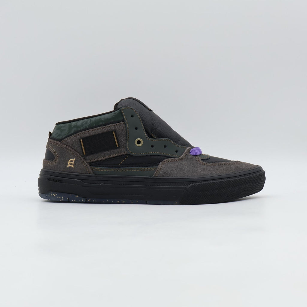 VN000D9ZEAQ Evisen Skateboards Ã Vans Skate Half Cab Wafflecup "Black/After Dark