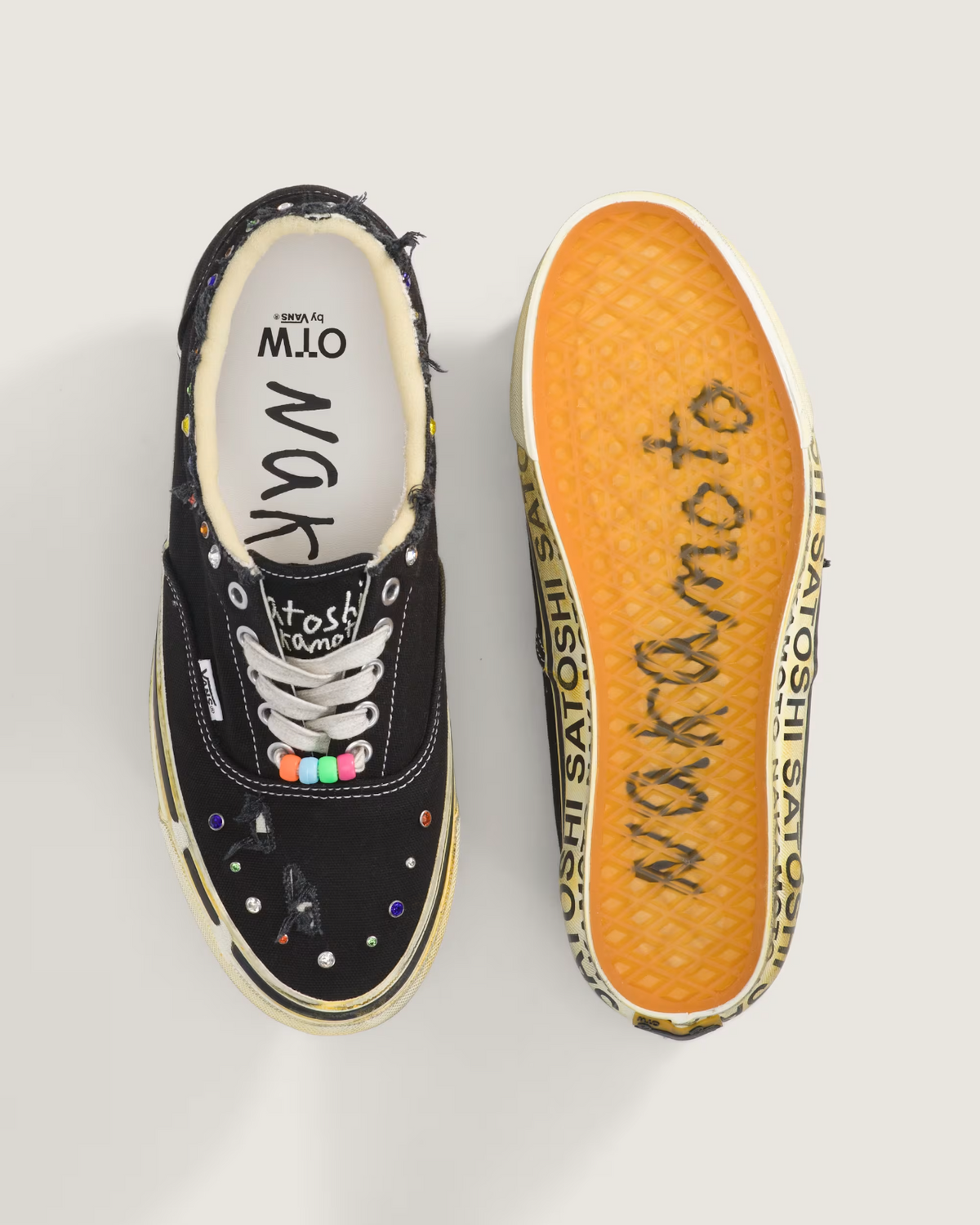 VN000EFEBLK Satoshi Nakamoto Ã OTW by Vans Era 95 Gems Round Jewel (Men's)
