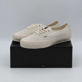 VN000XVJ7VJ NEIGHBORHOOD Ã OTW by Vans Authentic 44 "Natural" (Men's)