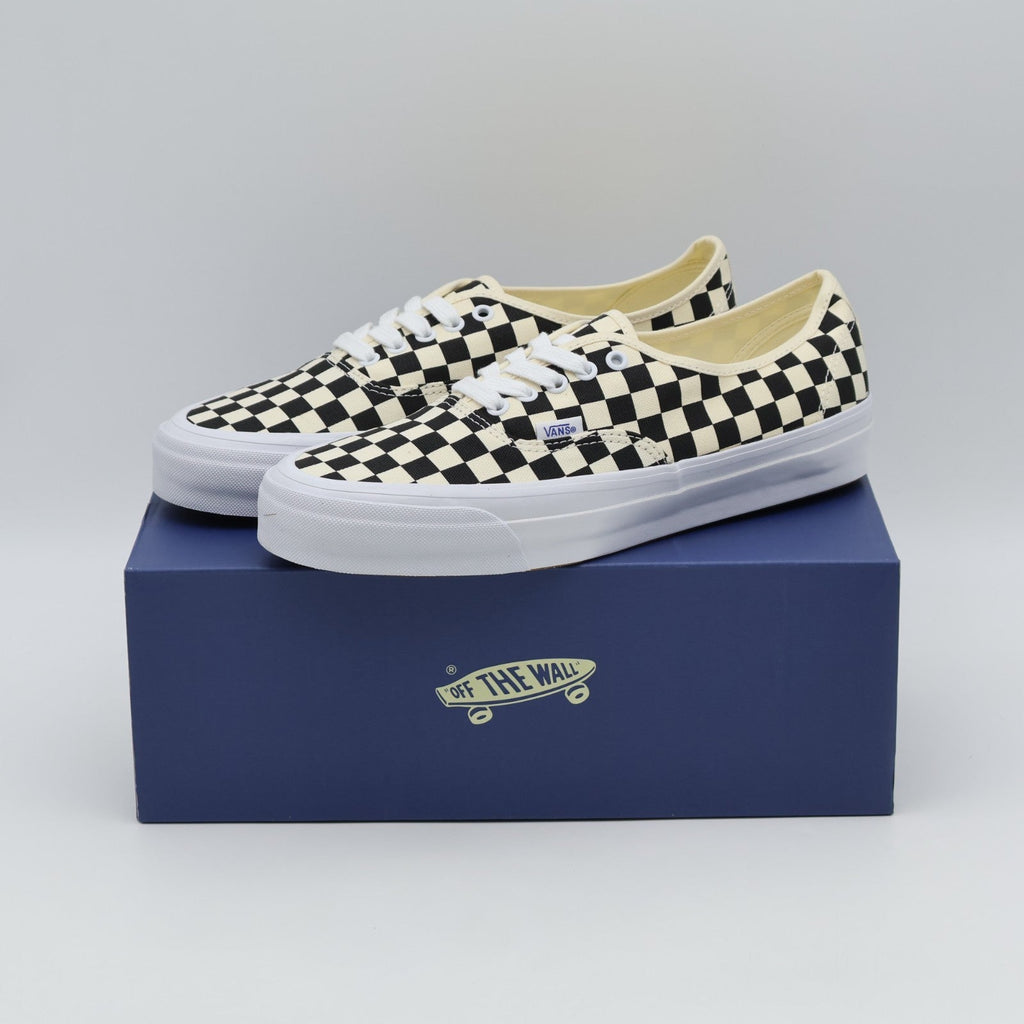 VN000CQA2BO Vans Authentic Reissue 44 "Checkerboard Black/Off White" (Men's)