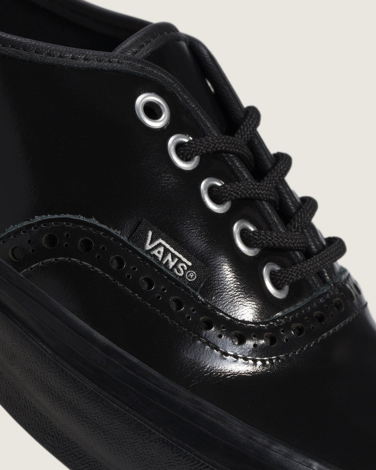 VN000V33BKA Vans OTW AUTHENTIC 44 SIPED VIBRAM GLOSS LEATHER BROGUE BLACK(Men's)