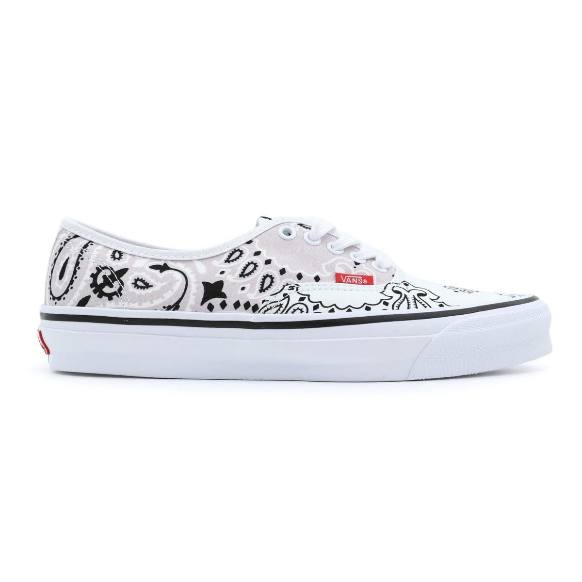 VN0A5FBDBHD BEDWIN & THE HEARTBREAKERS Vault by Vans OG Authentic Light Grey
