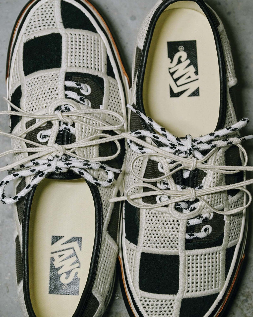 VN000Y0RFDB Vans Premium Authentic 44 Shell Knit BlackEgret (Men's)
