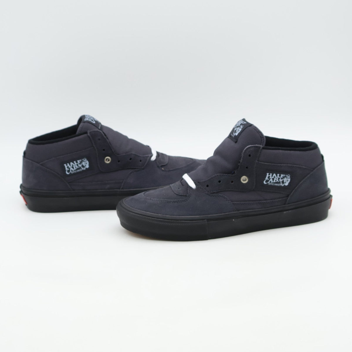 VN0A5FCDB2U Vans Skate Half Cab "Charcoal Grey/Black" (Men's)