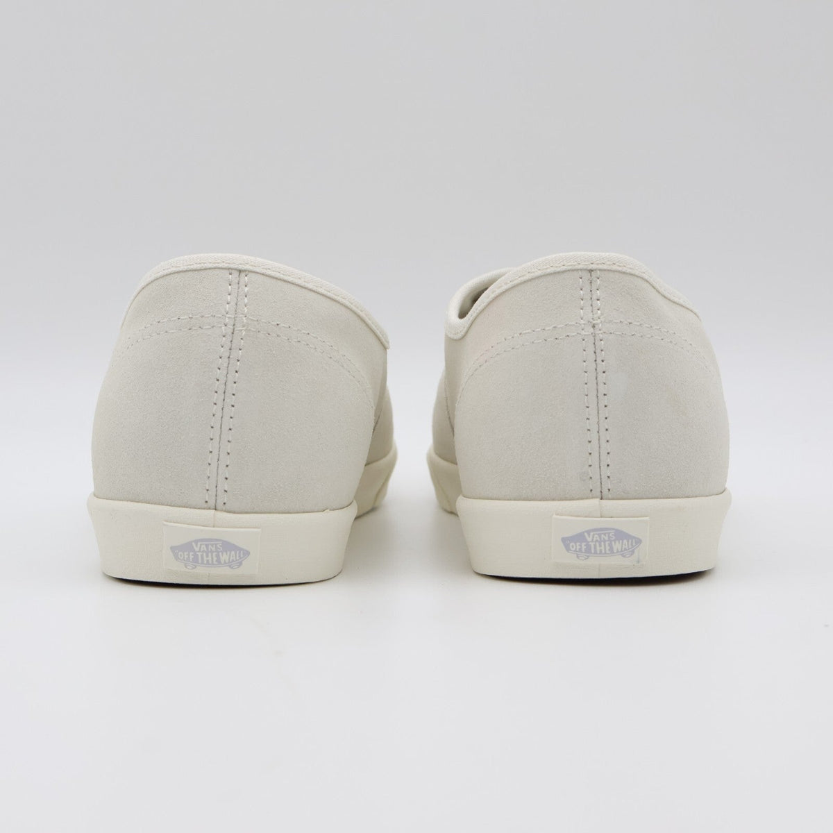VN000D04OFW VANS AUTHENTIC LOWPRO SUEDE OFF WHITE (Men's)