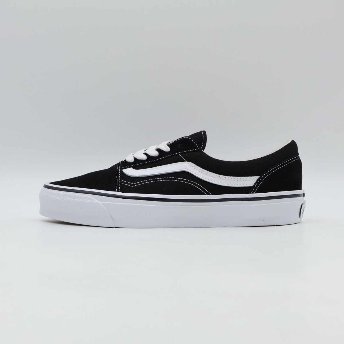 SNDN-SNKR-10894 BEAMS Ã OTW by Vans Skool Era "Black/White" (Men's)