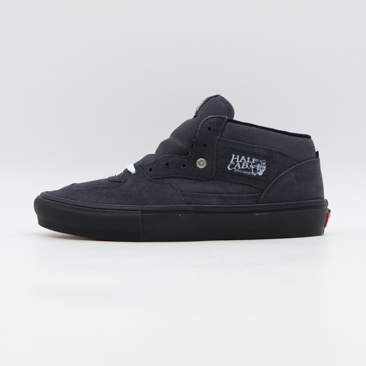 VN0A5FCDB2U Vans Skate Half Cab "Charcoal Grey/Black" (Men's)