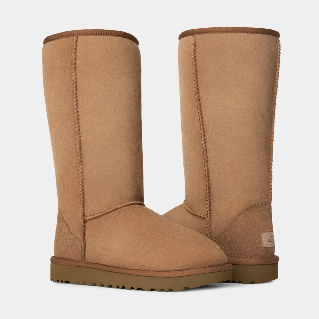 Classic Tall II Womens Boots (Chestnut)