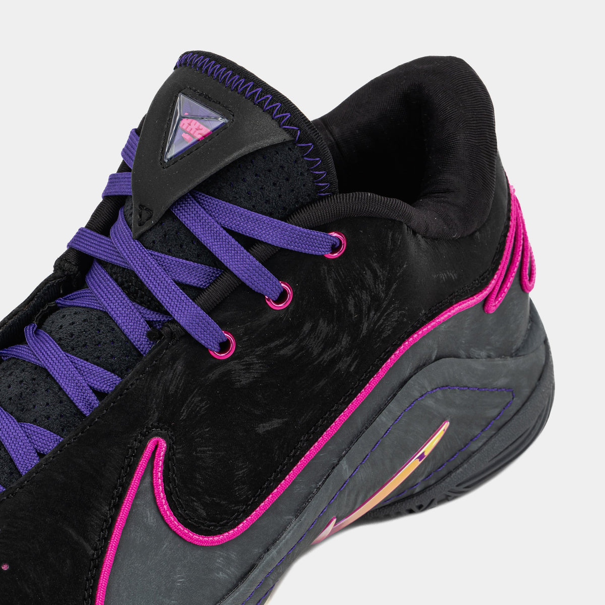 Lebron 22 Blacklight Mens Basketball Shoes (Black/Laser Fuchsia/Dark Grey/Field Purple/Guava Ice)