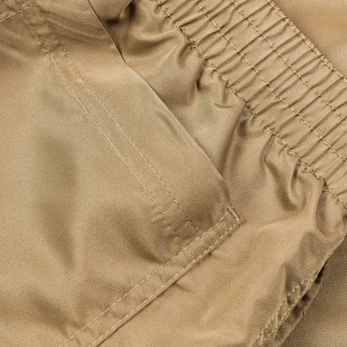 Essential Lap 7" Volley Mens Shorts (Beige/White)