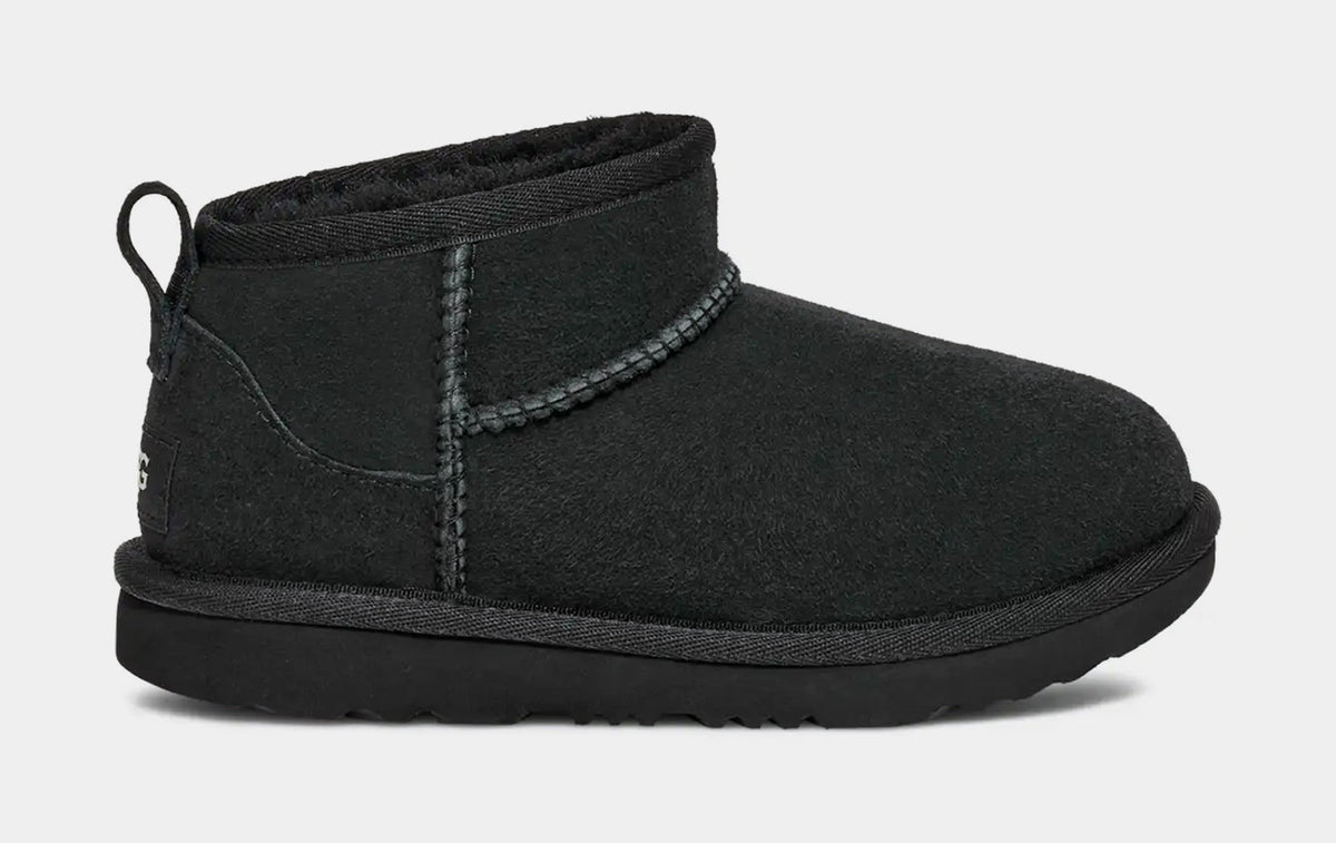 Classic Ultra Mini Grade School Boots (Black)