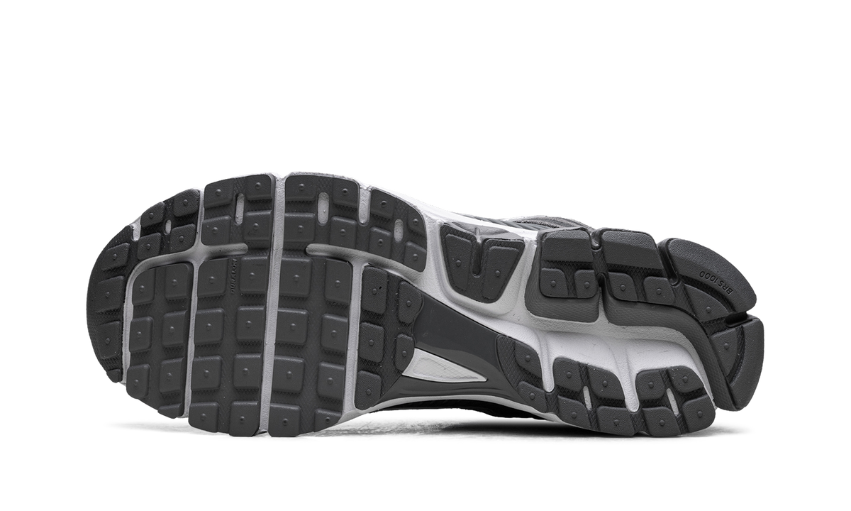 Zoom Vomero 5 "Cool Grey" HF1553 003
