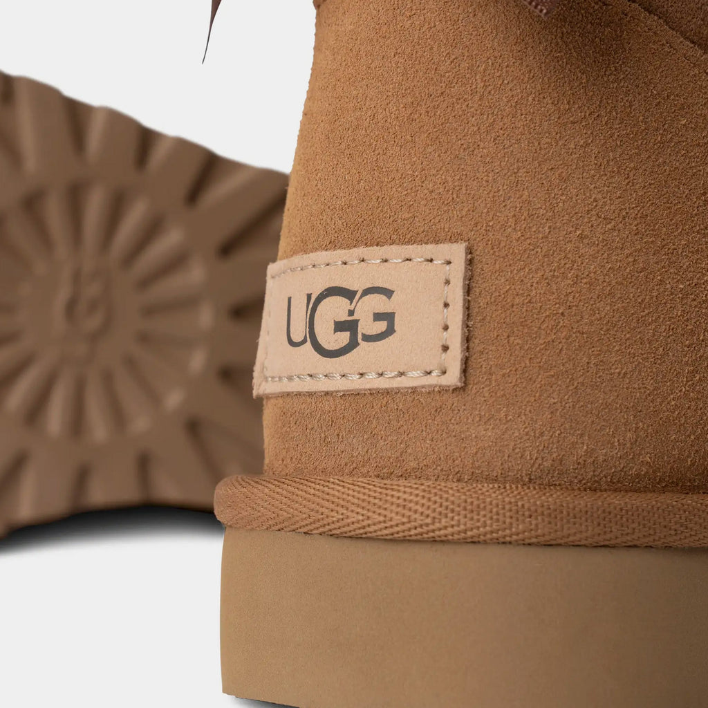 Mini Bailey Bow II Womens Boots (Chestnut)