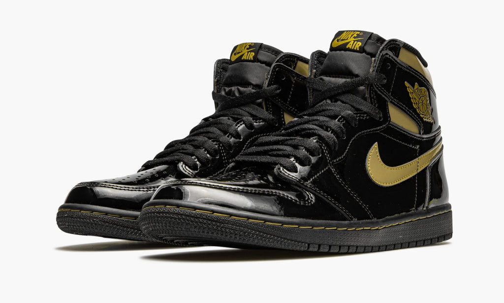 Air Jordan 1 Retro High OG Black Metallic Gold Sneakers - Cushioned Stride
