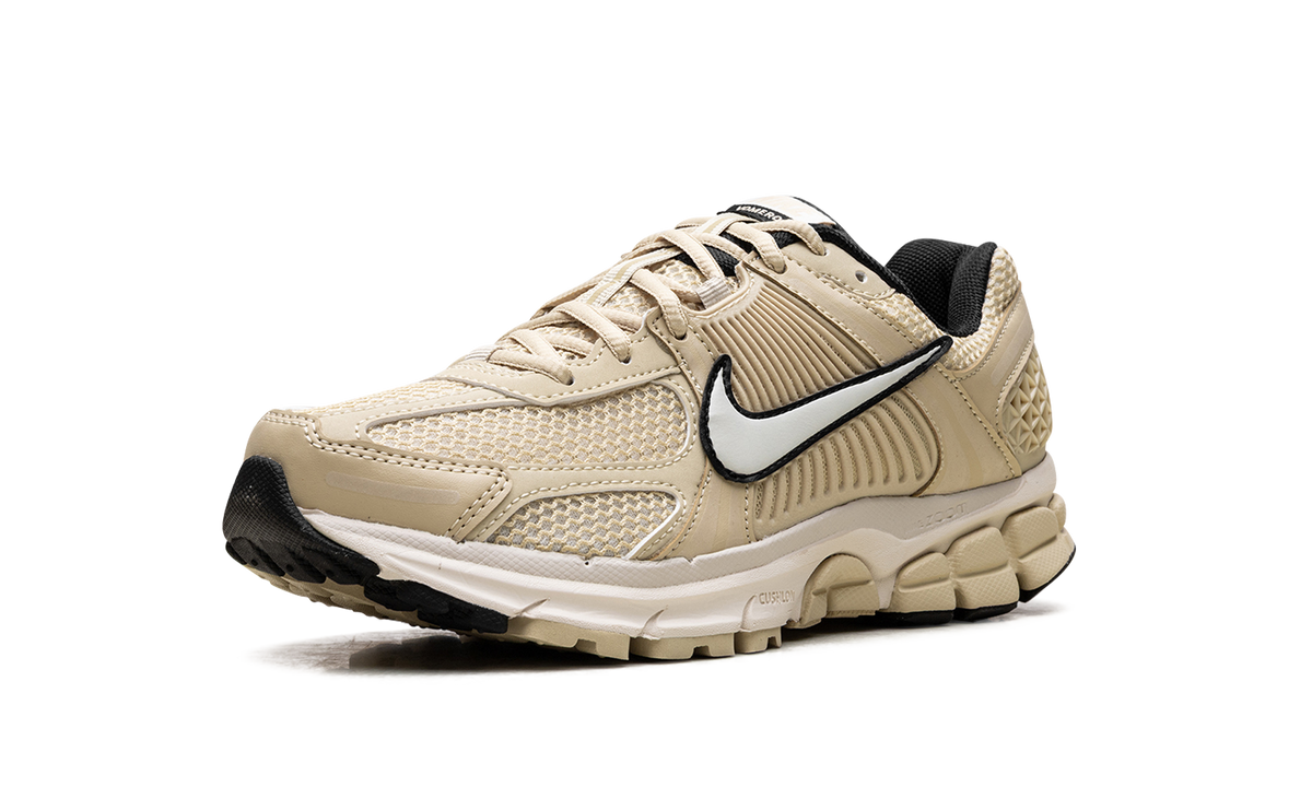 Air Zoom Vomero 5 WMNS "Team Gold" FJ2028 700