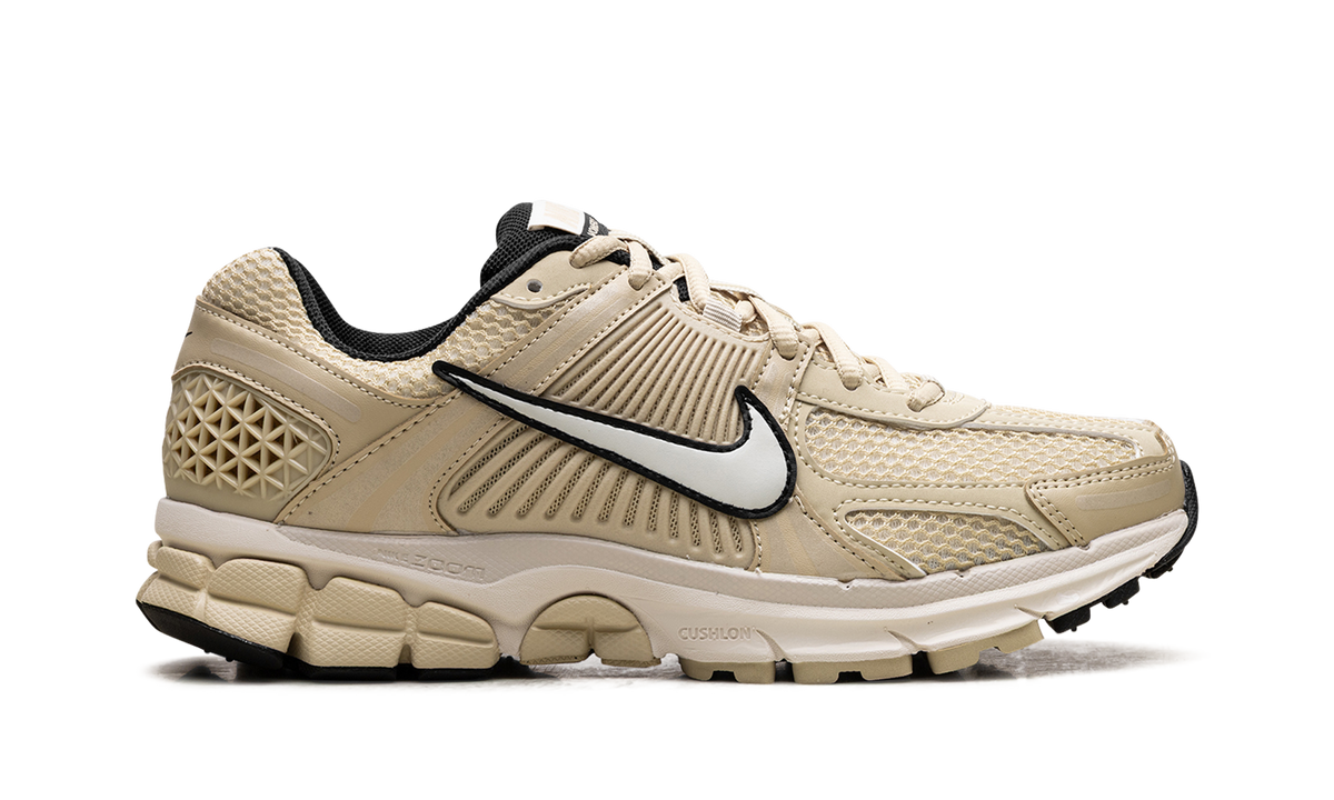 Air Zoom Vomero 5 WMNS "Team Gold" FJ2028 700