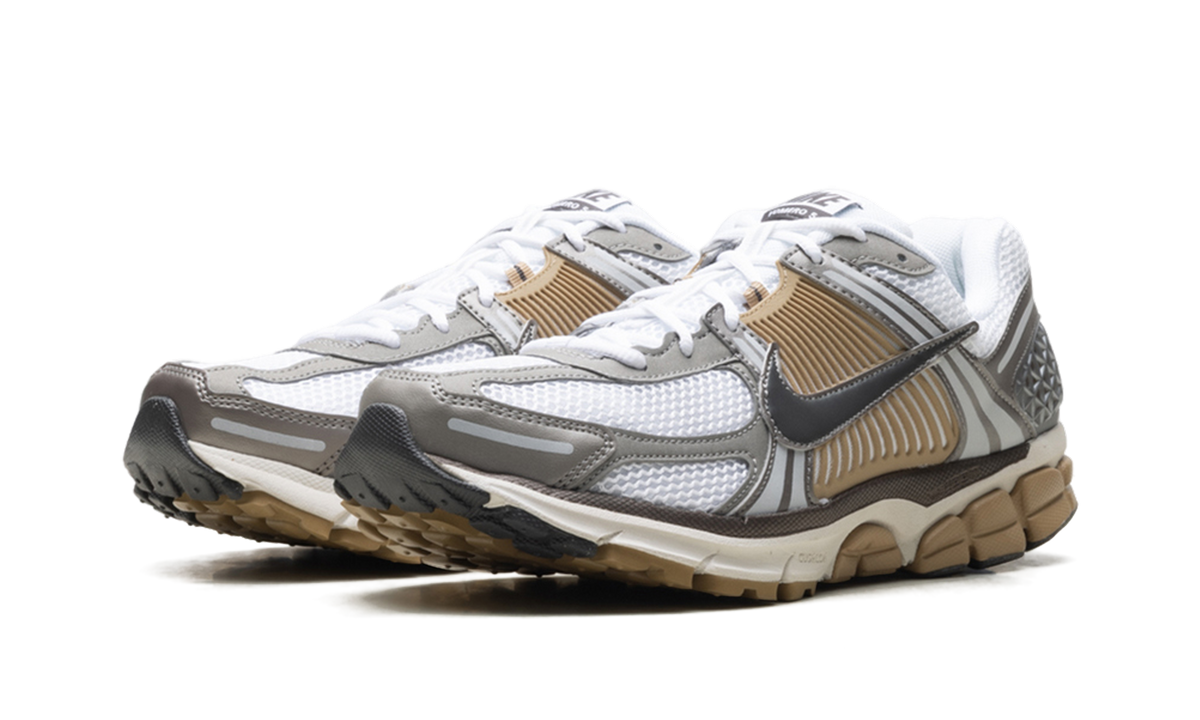 Zoom Vomero 5 "Metallic Pewter" FJ4151 006