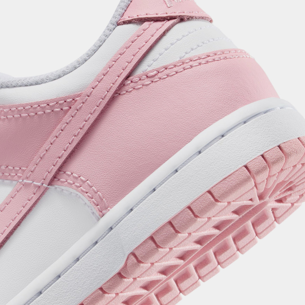 Dunk Low Preschool Lifestyle Shoes (Laser Fuchsia/White/Laser Fuchsia)