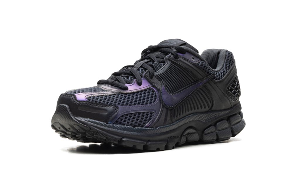 Vomero 5 Wmns "Iridescent" IB4397 001