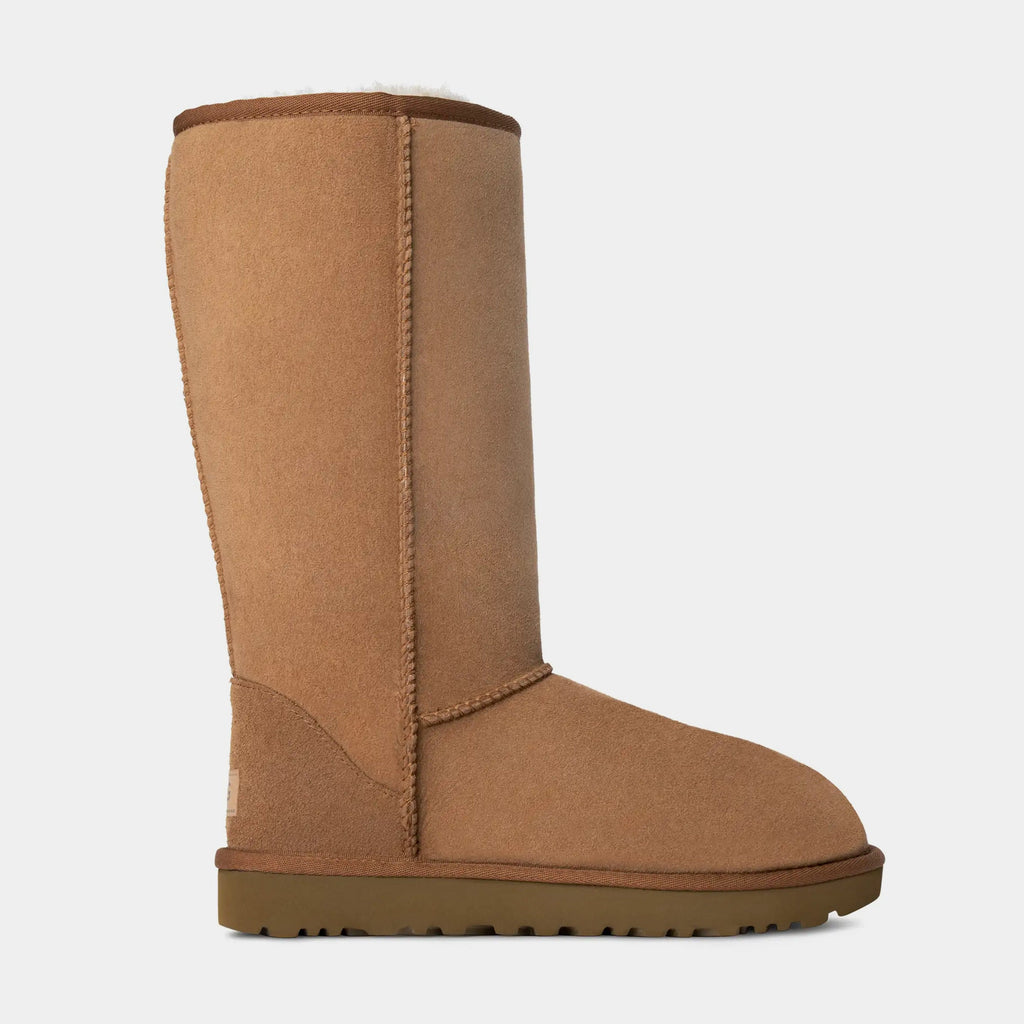 Classic Tall II Womens Boots (Chestnut)