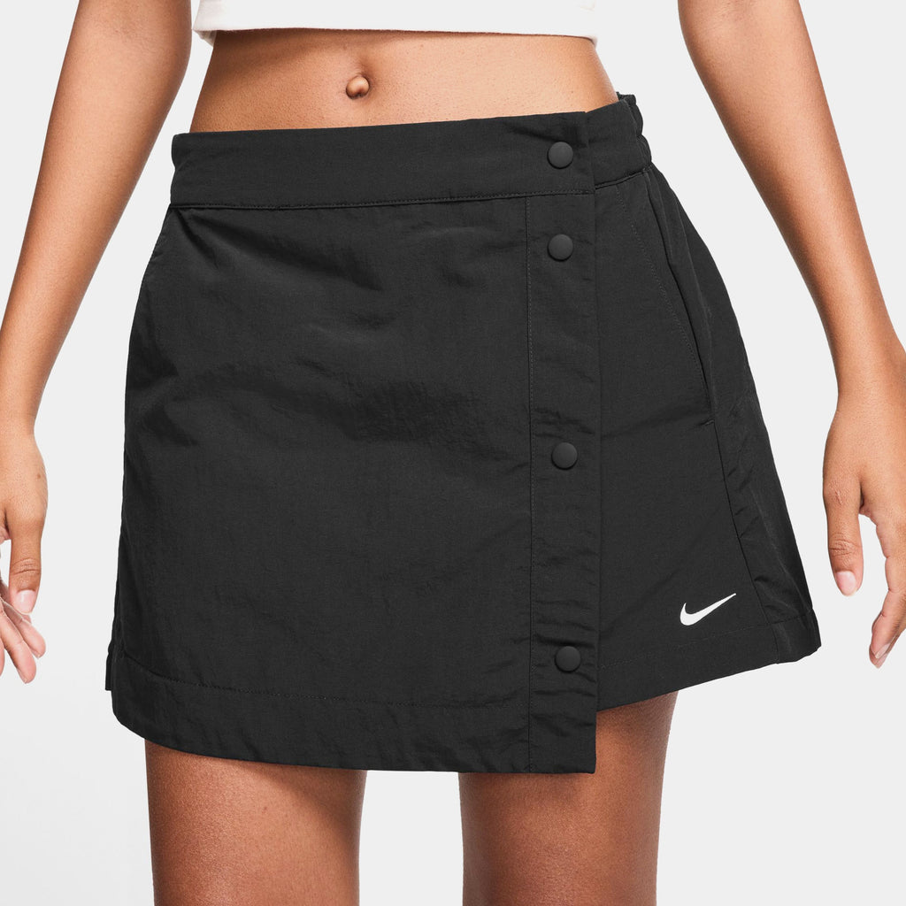 Essential Woven 3" Womens Skort (Black/White)