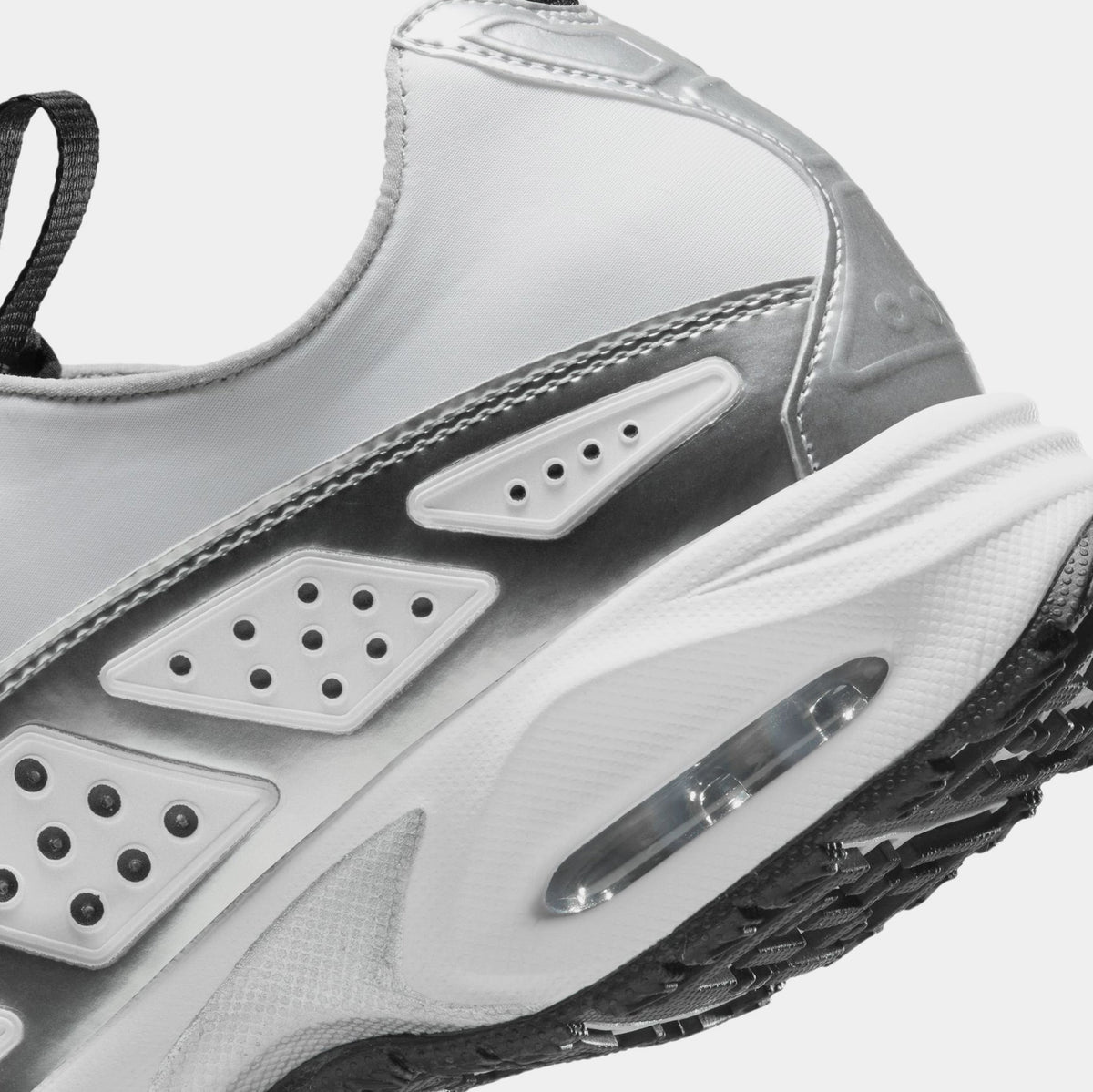 Air Max SNDR Womens Running Shoes (Silver/White/Anthracite/Black)