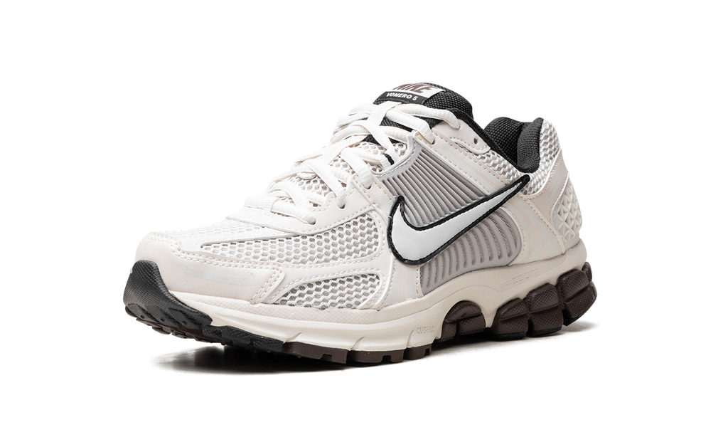 Air Zoom Vomero 5 WMNS "Phantom" FJ2028 001