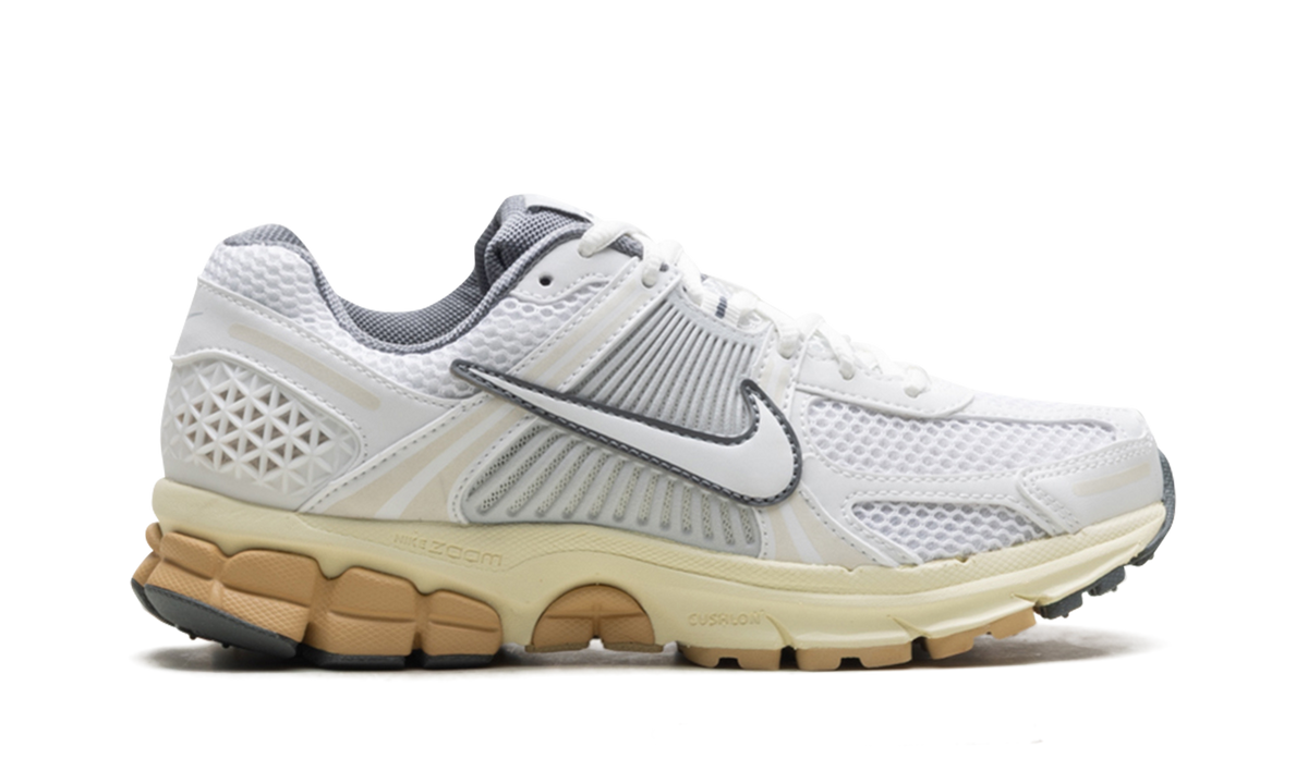 Zoom Vomero 5 WMNS "Summit White Pure Platinum" FJ2028 101
